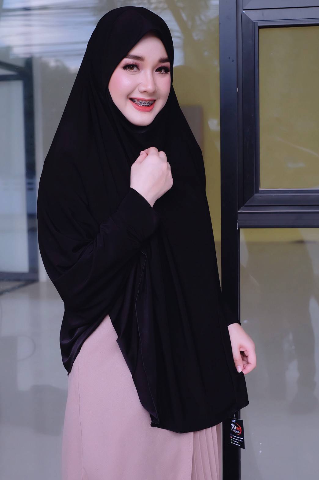 hijab ฮิญาบผรั่งเศสมีแขน รุ่นนี้สะดวกมากๆใส่ง่ายใส่สวยดูดี เปิด-ปิดหน้าได้ มีแขนในตัวผ้าคริสตัลเกรดA ใส่สบายไม่ร้อน hijab ฮิญาบผรั่งเศสมีแขน รุ่นนี้สะดวกมากๆใส่ง่ายใส่สวยดูดี เปิด-ปิดหน้าได้ มีแขนในตัวผ้าคริสตัลเกรดA ใส่สบายไม่ร้อน