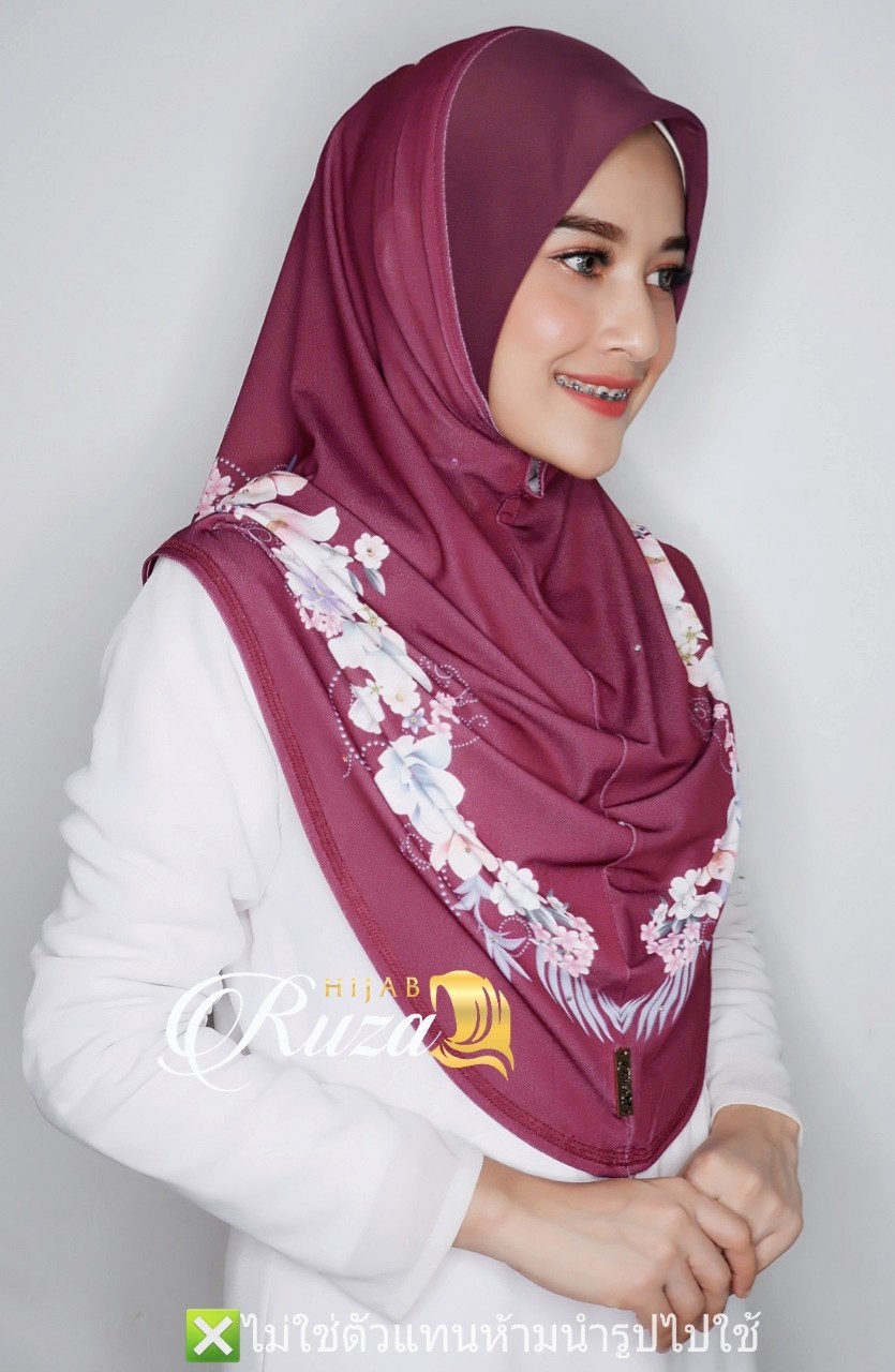 hijab ฮีญาบสวมสำเร็จผ้าลายในตัว เนื้อผ้า moss crepe ทรงหน้า scuba hijab ฮีญาบสวมสำเร็จผ้าลายในตัว เนื้อผ้า moss crepe ทรงหน้า scuba