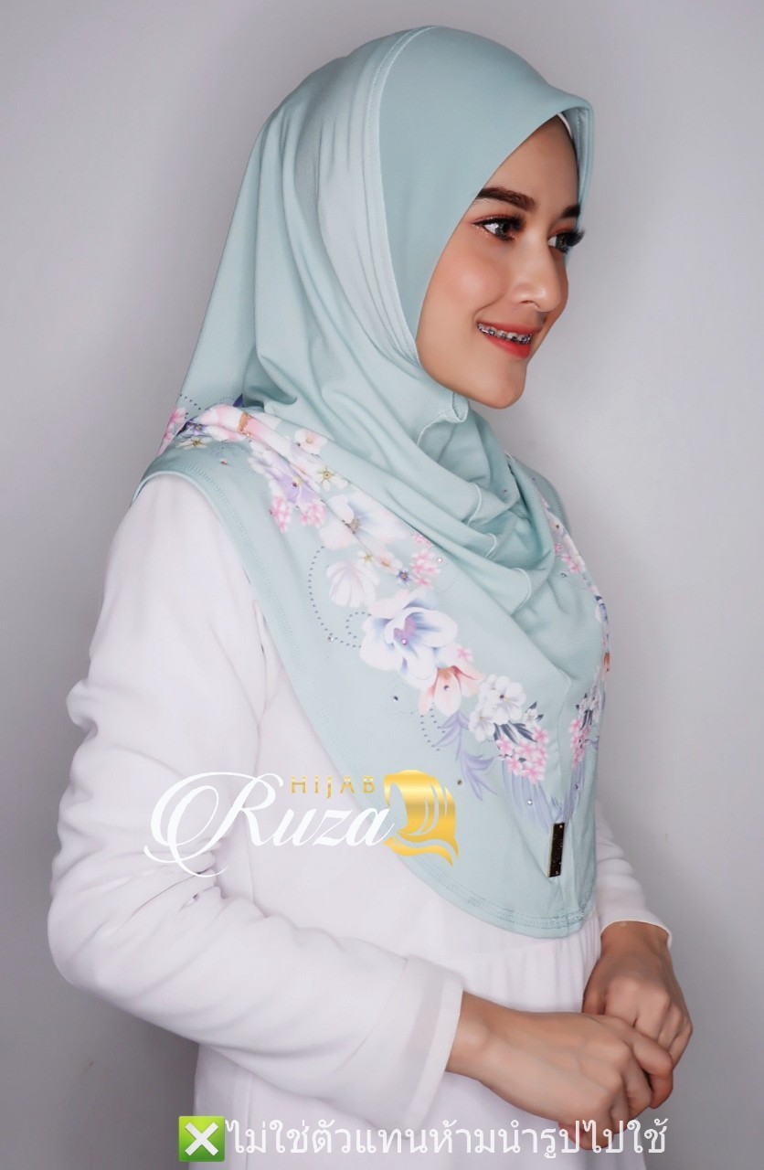 hijab ฮีญาบสวมสำเร็จผ้าลายในตัว เนื้อผ้า moss crepe ทรงหน้า scuba hijab ฮีญาบสวมสำเร็จผ้าลายในตัว เนื้อผ้า moss crepe ทรงหน้า scuba