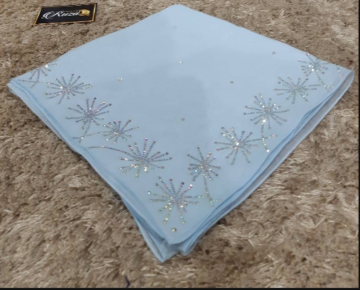 ผ้าคลุม Bawal Diamond เนื้อผ้านิ่ม อย่างดี ไม่เป็นขุ่ย ใช้เพชร Copy Swarovki เพชรแวว ผ้าคลุม Bawal Diamond เนื้อผ้านิ่ม อย่างดี ไม่เป็นขุ่ย ใช้เพชร Copy Swarovki เพชรแวว