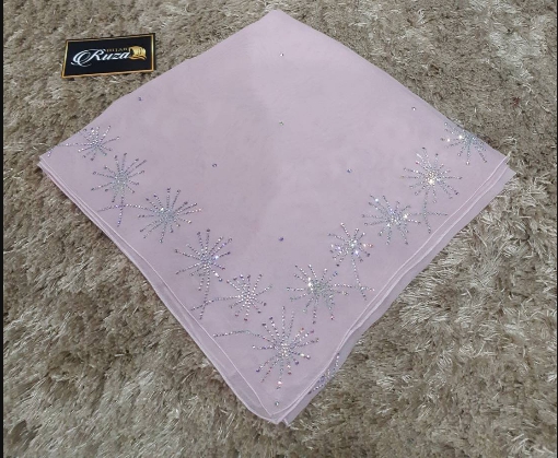 ผ้าคลุม Bawal Diamond เนื้อผ้านิ่ม อย่างดี ไม่เป็นขุ่ย ใช้เพชร Copy Swarovki เพชรแวว ผ้าคลุม Bawal Diamond เนื้อผ้านิ่ม อย่างดี ไม่เป็นขุ่ย ใช้เพชร Copy Swarovki เพชรแวว