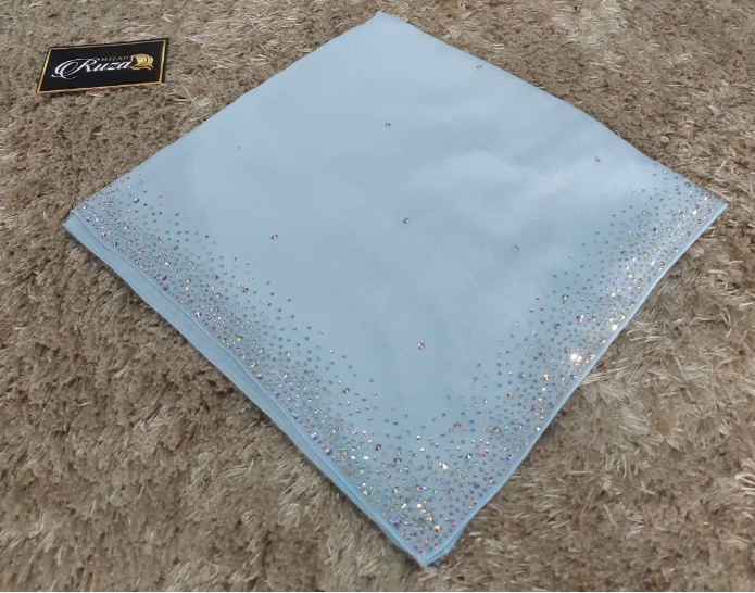 ผ้าคลุม Bawal Diamond เนื้อผ้านิ่ม อย่างดี ไม่เป็นขุ่ย ใช้เพชร Copy Swarovki เพชรแวว ผ้าคลุม Bawal Diamond เนื้อผ้านิ่ม อย่างดี ไม่เป็นขุ่ย ใช้เพชร Copy Swarovki เพชรแวว