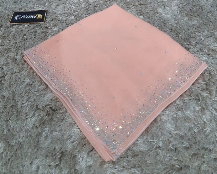 ผ้าคลุม Bawal Diamond เนื้อผ้านิ่ม อย่างดี ไม่เป็นขุ่ย ใช้เพชร Copy Swarovki เพชรแวว ผ้าคลุม Bawal Diamond เนื้อผ้านิ่ม อย่างดี ไม่เป็นขุ่ย ใช้เพชร Copy Swarovki เพชรแวว