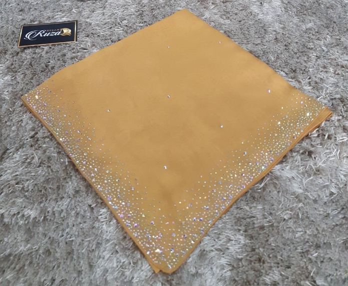 ผ้าคลุม Bawal Diamond เนื้อผ้านิ่ม อย่างดี ไม่เป็นขุ่ย ใช้เพชร Copy Swarovki เพชรแวว ผ้าคลุม Bawal Diamond เนื้อผ้านิ่ม อย่างดี ไม่เป็นขุ่ย ใช้เพชร Copy Swarovki เพชรแวว