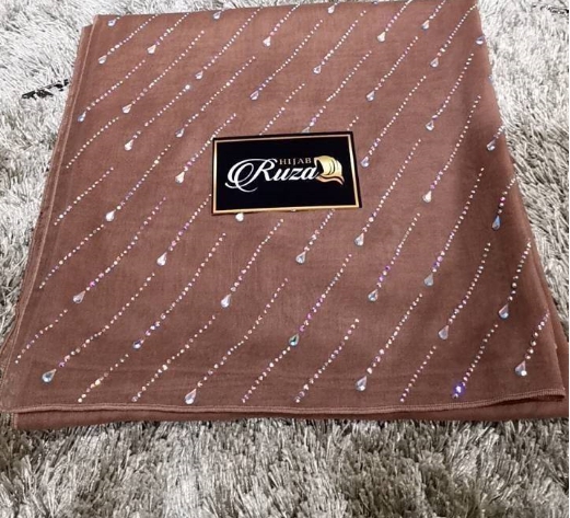 ผ้าคลุม Bawal Diamond เนื้อผ้านิ่ม อย่างดี ไม่เป็นขุ่ย ใช้เพชร Copy Swarovki เพชรแวว ผ้าคลุม Bawal Diamond เนื้อผ้านิ่ม อย่างดี ไม่เป็นขุ่ย ใช้เพชร Copy Swarovki เพชรแวว