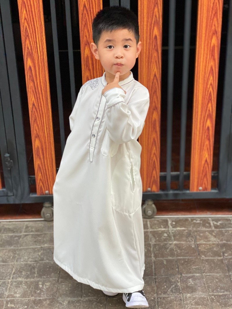 ชุดโต๊ปเด็กชาย (Thawb) ชุดโต๊ปเด็กชาย (Thawb)