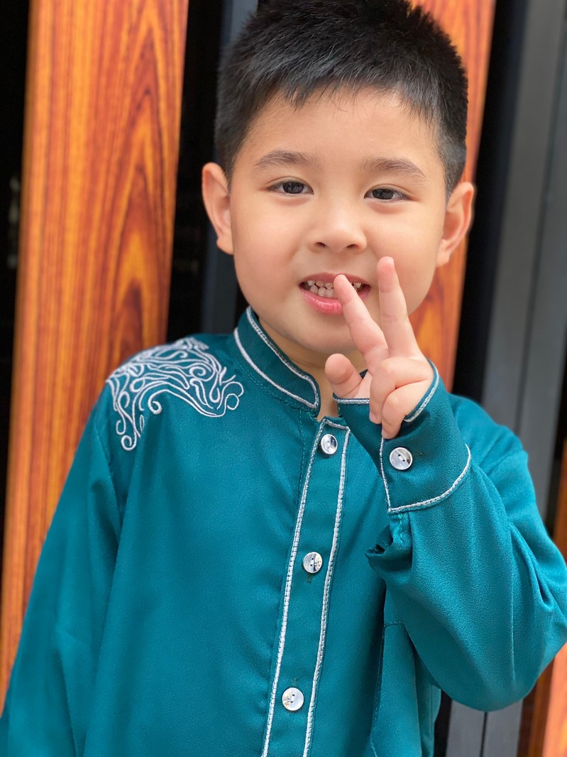 ชุดโต๊ปเด็กชาย (Thawb) ชุดโต๊ปเด็กชาย (Thawb)