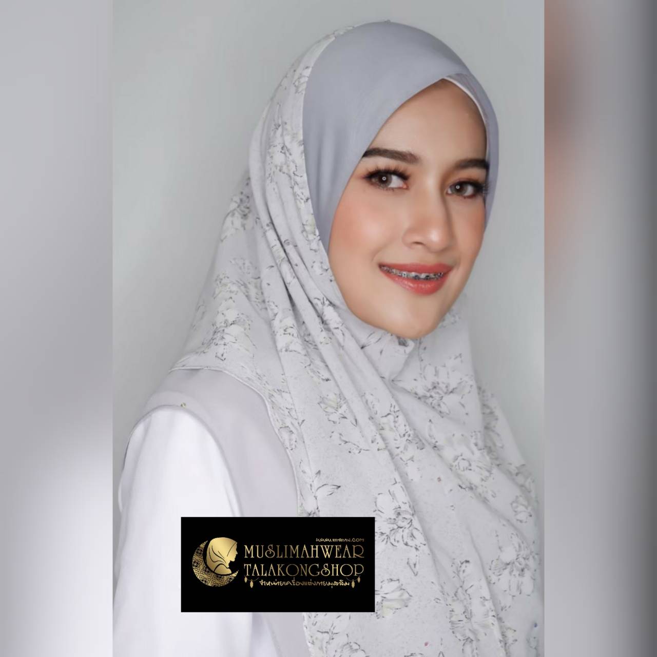 ผ้าคลุมชีฟองสองชั่นผ้าลาย พร้อมติดเพชรโปรย Copy Swarovski ทั่วทั้งผืน มีเป็นเซตแม่-ลูก ซื้อแยกก็ได้คะ มี3ขนาด SS M L ผ้าคลุมชีฟองสองชั่นผ้าลาย พร้อมติดเพชรโปรย Copy Swarovski ทั่วทั้งผืน มีเป็นเซตแม่-ลูก ซื้อแยกก็ได้คะ มี3ขนาด SS M L