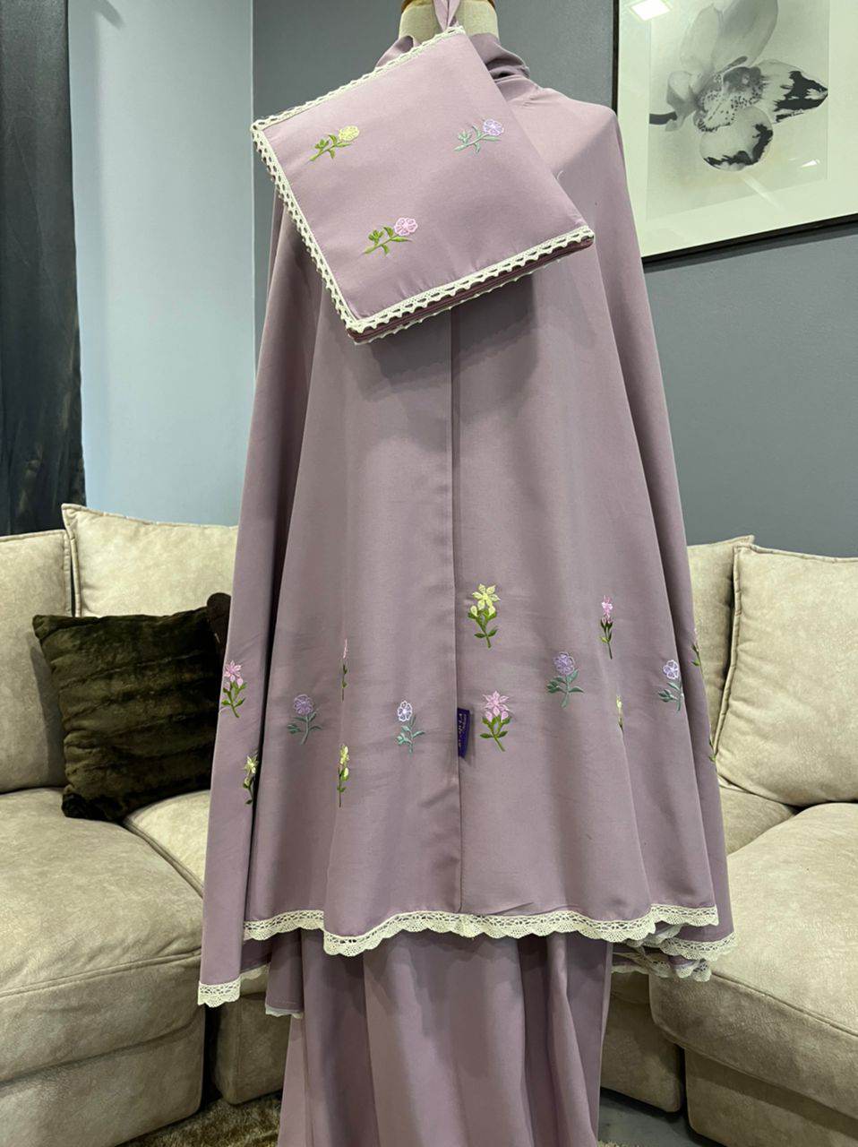 ตะละกงนำเข้ามาเลย์ งานปักลายน่ารัก เนื้อผ้า cotton Primium ขนาดฟรีไซซ์ พร้อมส่ง ตะละกงนำเข้ามาเลย์ งานปักลายน่ารัก เนื้อผ้า cotton Primium ขนาดฟรีไซซ์ พร้อมส่ง