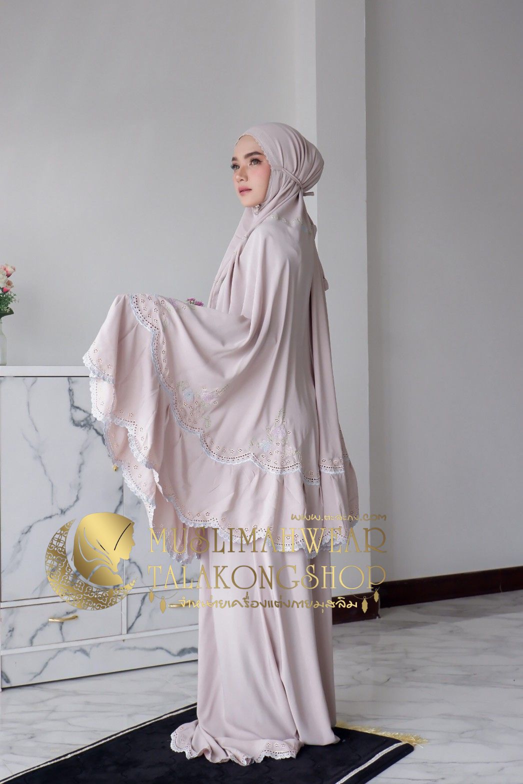 ชุดละหมาด(Telekung Exclusive)ตะละกงงานปักรอบผืนเนื้อผ้าRosellaงานแบรนด์นำเข้าเนื้อผ้านิ่มใส่สบาย แถมฟรีอินเนอร์ ชุดละหมาด(Telekung Exclusive)ตะละกงงานปักรอบผืนเนื้อผ้าRosellaงานแบรนด์นำเข้าเนื้อผ้านิ่มใส่สบาย แถมฟรีอินเนอร์