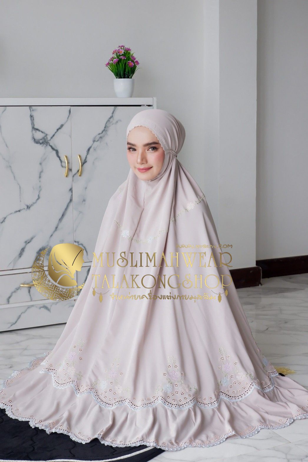 ชุดละหมาด(Telekung Exclusive)ตะละกงงานปักรอบผืนเนื้อผ้าRosellaงานแบรนด์นำเข้าเนื้อผ้านิ่มใส่สบาย แถมฟรีอินเนอร์ ชุดละหมาด(Telekung Exclusive)ตะละกงงานปักรอบผืนเนื้อผ้าRosellaงานแบรนด์นำเข้าเนื้อผ้านิ่มใส่สบาย แถมฟรีอินเนอร์