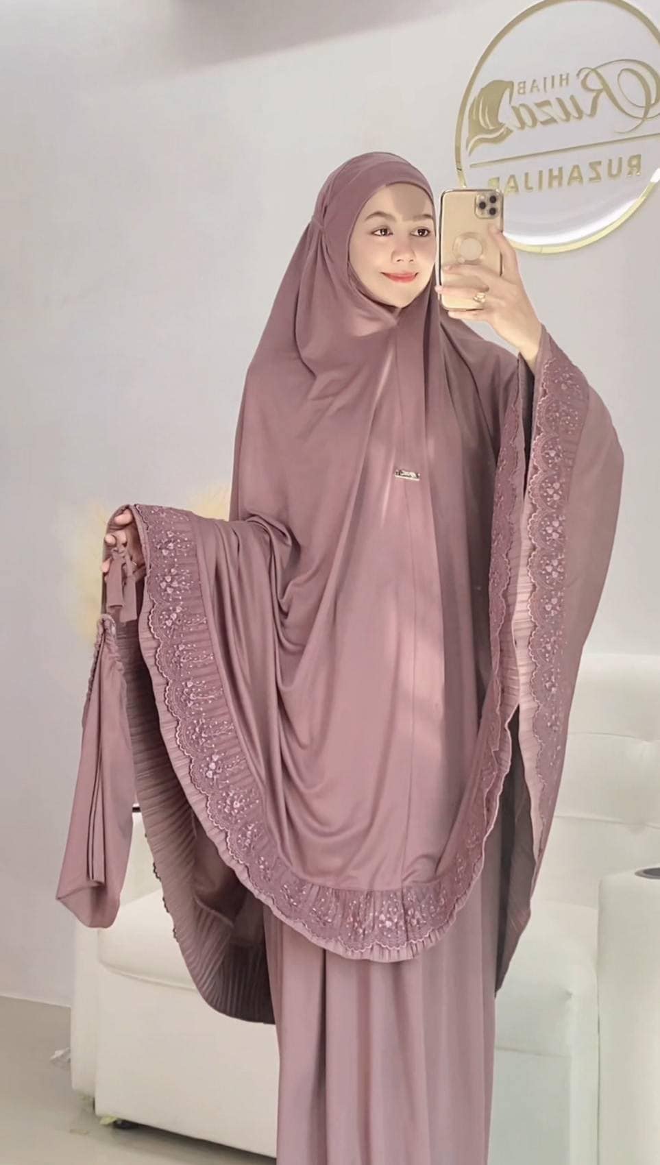 ชุดละหมาด ตะละกงผ้าละหมาดพร้อมส่ง รุ่น FANIA อัดพลีท แต่งลูกไม้ พร้อมส่ง 399 ส่งฟรี ชุดละหมาด ตะละกงผ้าละหมาดพร้อมส่ง รุ่น FANIA อัดพลีท แต่งลูกไม้ พร้อมส่ง 399 ส่งฟรี
