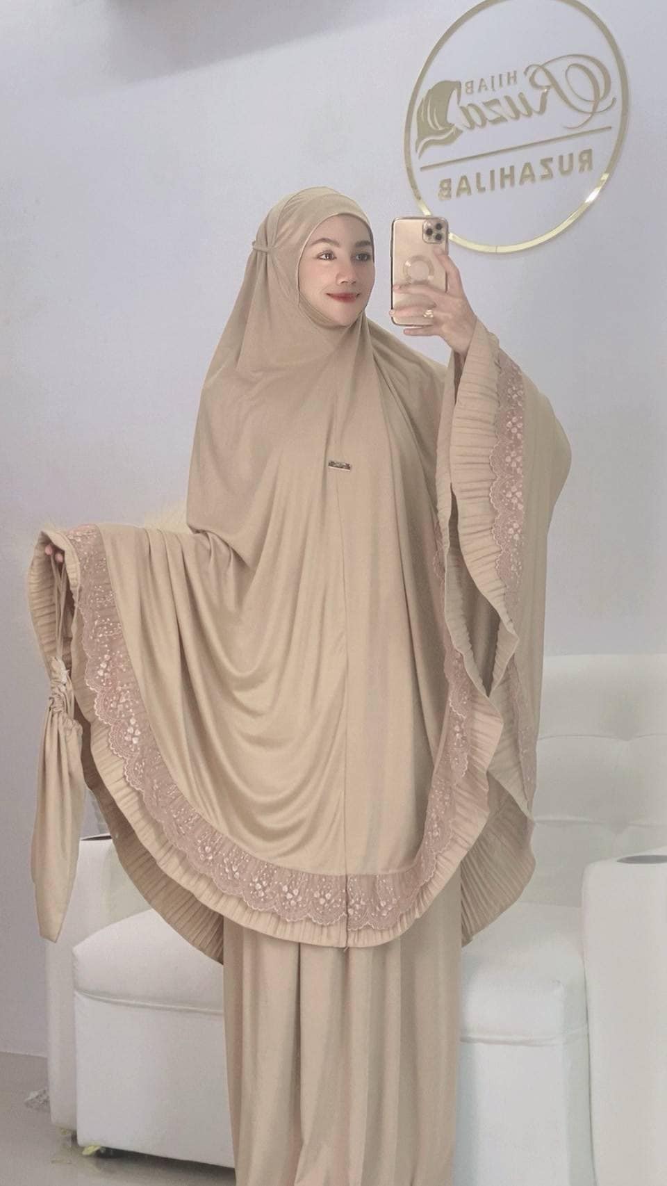 ชุดละหมาด ตะละกงผ้าละหมาดพร้อมส่ง รุ่น FANIA อัดพลีท แต่งลูกไม้ พร้อมส่ง 399 ส่งฟรี ชุดละหมาด ตะละกงผ้าละหมาดพร้อมส่ง รุ่น FANIA อัดพลีท แต่งลูกไม้ พร้อมส่ง 399 ส่งฟรี