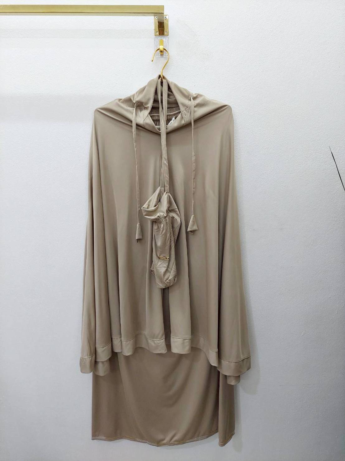 ชุดละหมาดเด็ก ผ้าละหมาดเด็ก ตะละกงเด็ก รุ่นBasic ผ้านิ่ม ทิ้งตัวแถมฟรีกระเป๋า 8-11ปี