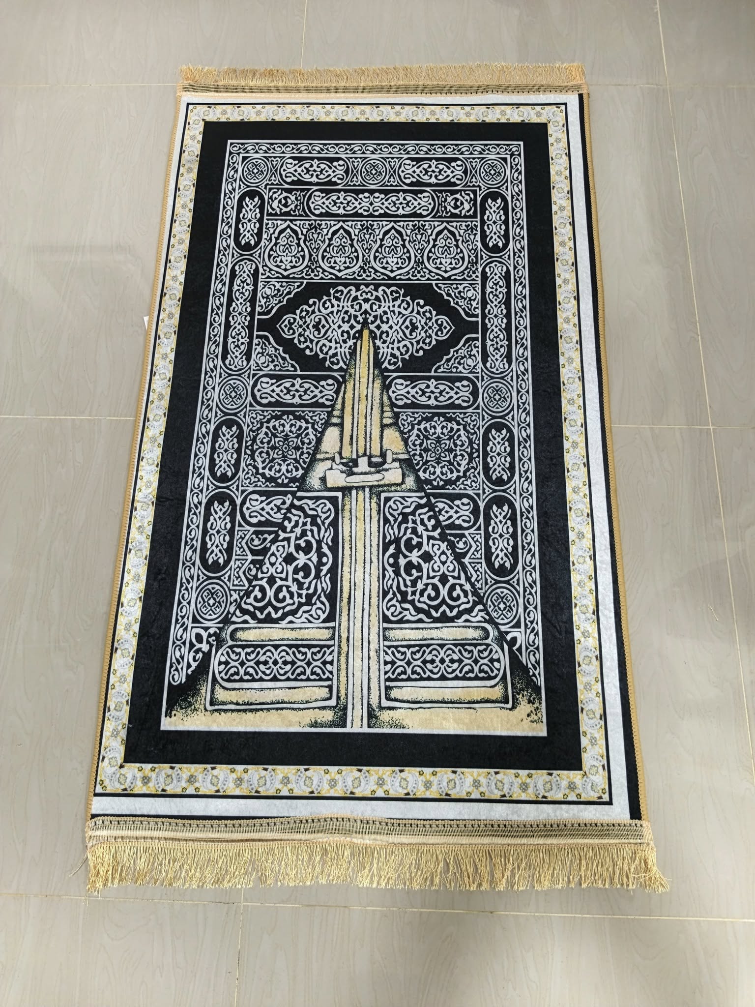 พรมปูละหมาด พรมละหมาด (ซาจาดะห์) พรมละหมาดดูไบ ขนาด70x110cm พร้อมส่ง