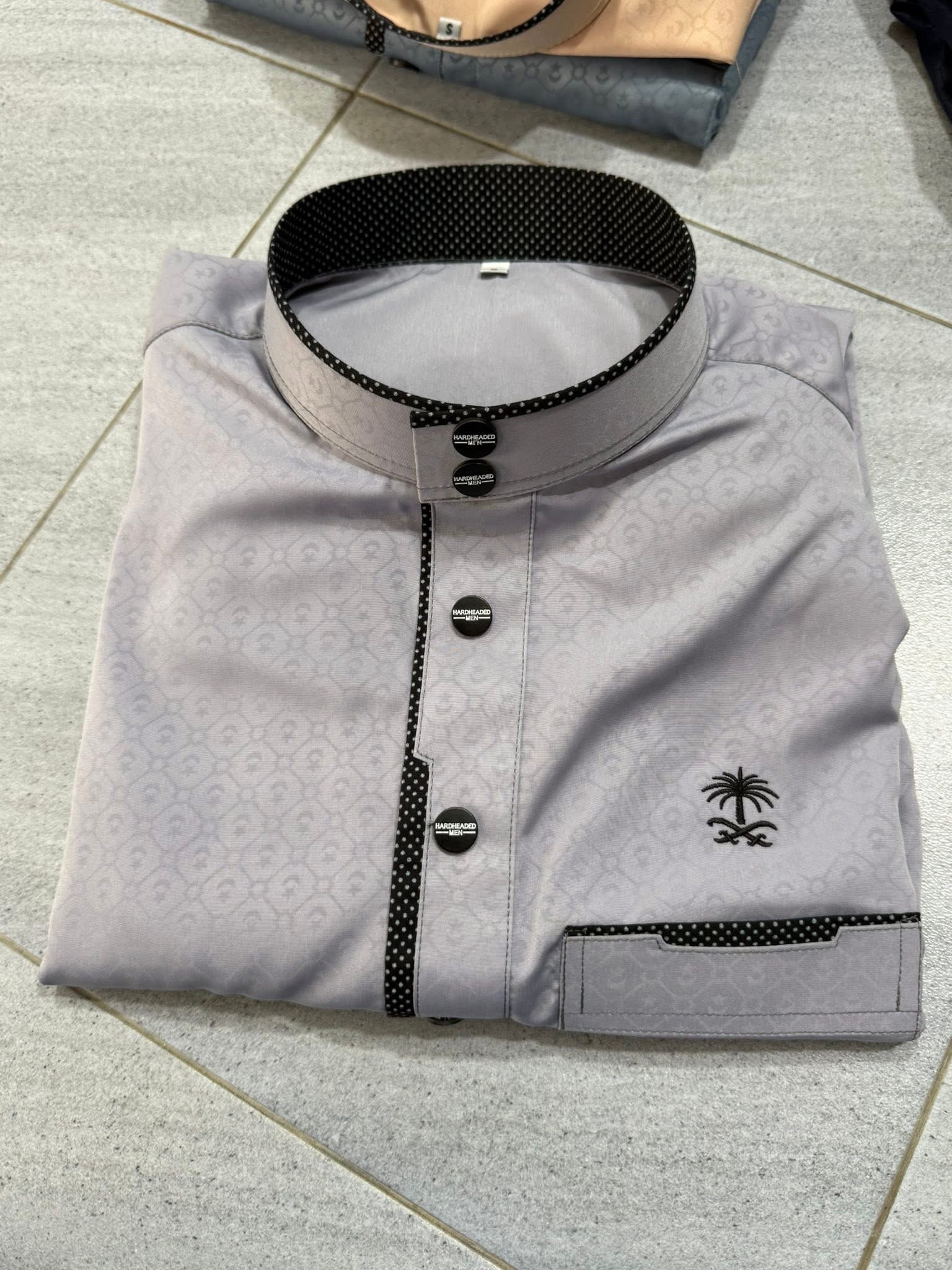 เสื้อโต๊ปผ้าอัดลาย  มีS M L XL พร้อมส่ง