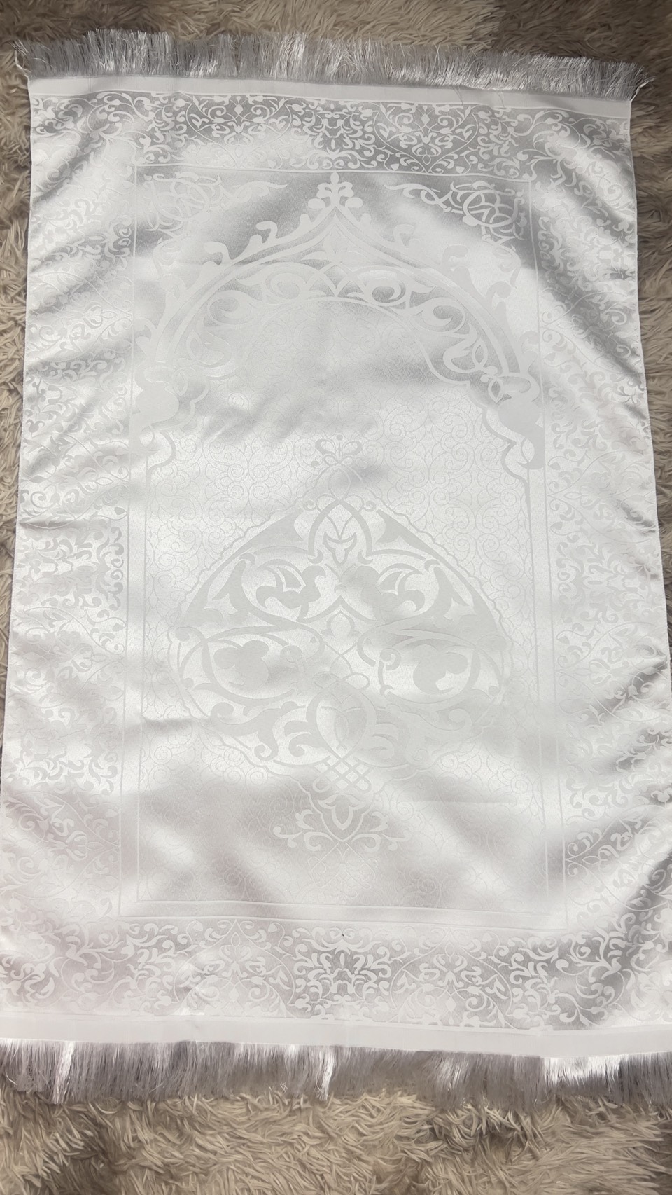 ซื้อ1 ได้ 3 พรมปูละหมาด ผ้าละหมาดพกพา ขนาด70x110cmพร้อมส่ง  มีกระเป๋าสำหรับพกพาและตัสเปี๊ยะ