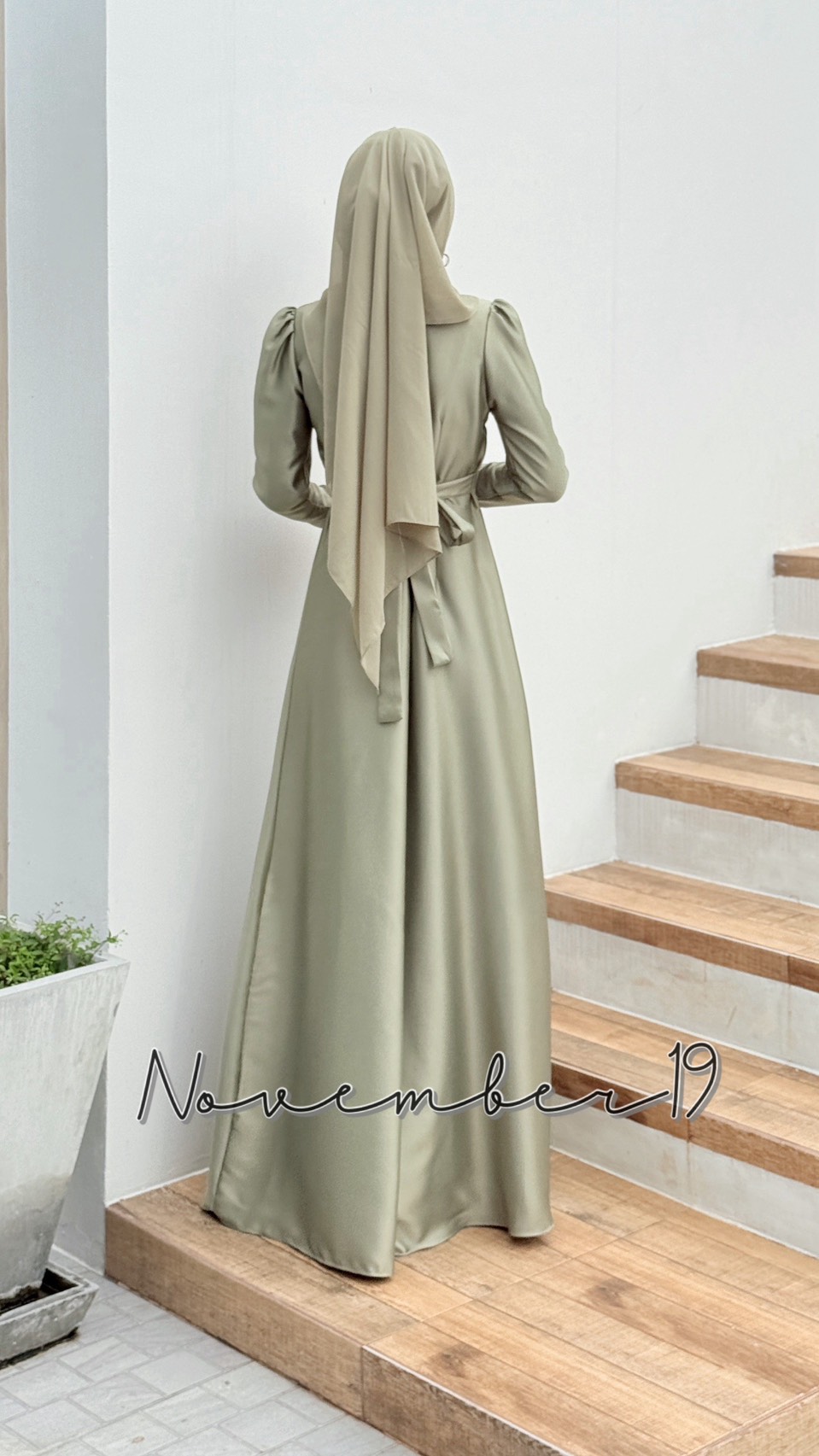 ชุดเดรส เดรสออกงาน เดรสเจ้าหญิง ชุดเจ้าสาว ชุดเพือนเจ้าสาว รุ่นอันนา