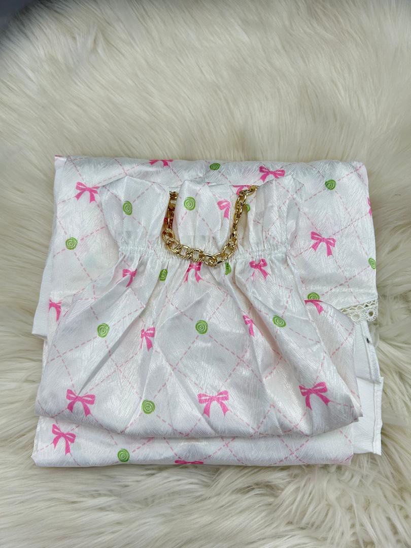 ตะละกงพกพา ชุดละหมาดราคาถูก เนื้อผ้าซาตินผ้าลื่นเย็นใส่สบายไม่ร้อน มาพร้อมกระเป๋าพกพาสีเข้าชุด พร้อมส่ง